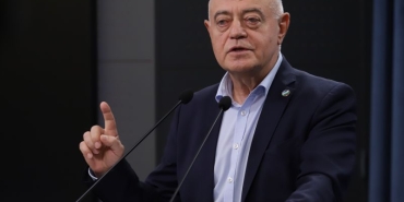 Атанас Атанасов: България живее във фиктивна демокрация