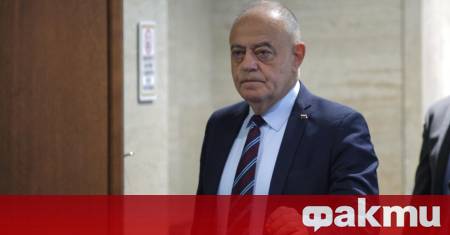 Атанас Атанасов предупреждава за потенциални опасности при поглъщането на "Лукойл" от БЕХ.