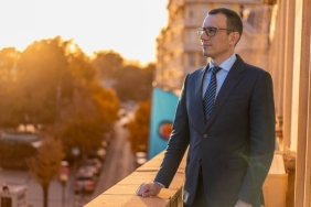 Борисов критикува поведението на Пеевски в парламента.