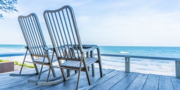 Възрастни хора влагат средства в апартаменти и къщи за отдих по Черноморието