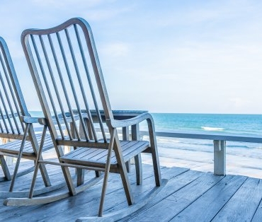 Възрастни хора влагат средства в апартаменти и къщи за отдих по Черноморието