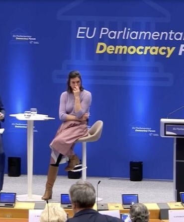 ГЕРБ застана твърдо зад Рая Назарян заради владеенето ѝ на английски език.