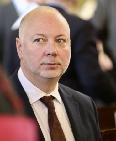 Желязков: Обсъжда се евентуално изплащане на коледни бонуси за пенсионерите при наличие на финансов ресурс.