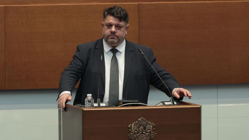 Зафиров: Бюджетът ограничава изпълнението на поети обещания към избирателите