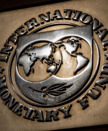 МВФ препоръчва прогресивно подоходно облагане в България.