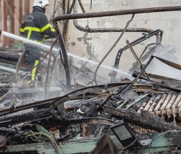 Мъж пострада при пожар край Кюстендил, хоспитализиран е.