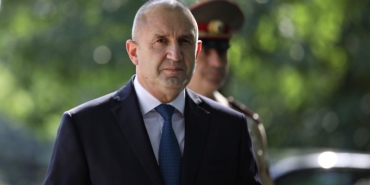 Радев подкрепи Петър Стоянов и Георги Първанов: Саркози да излезе от затвора