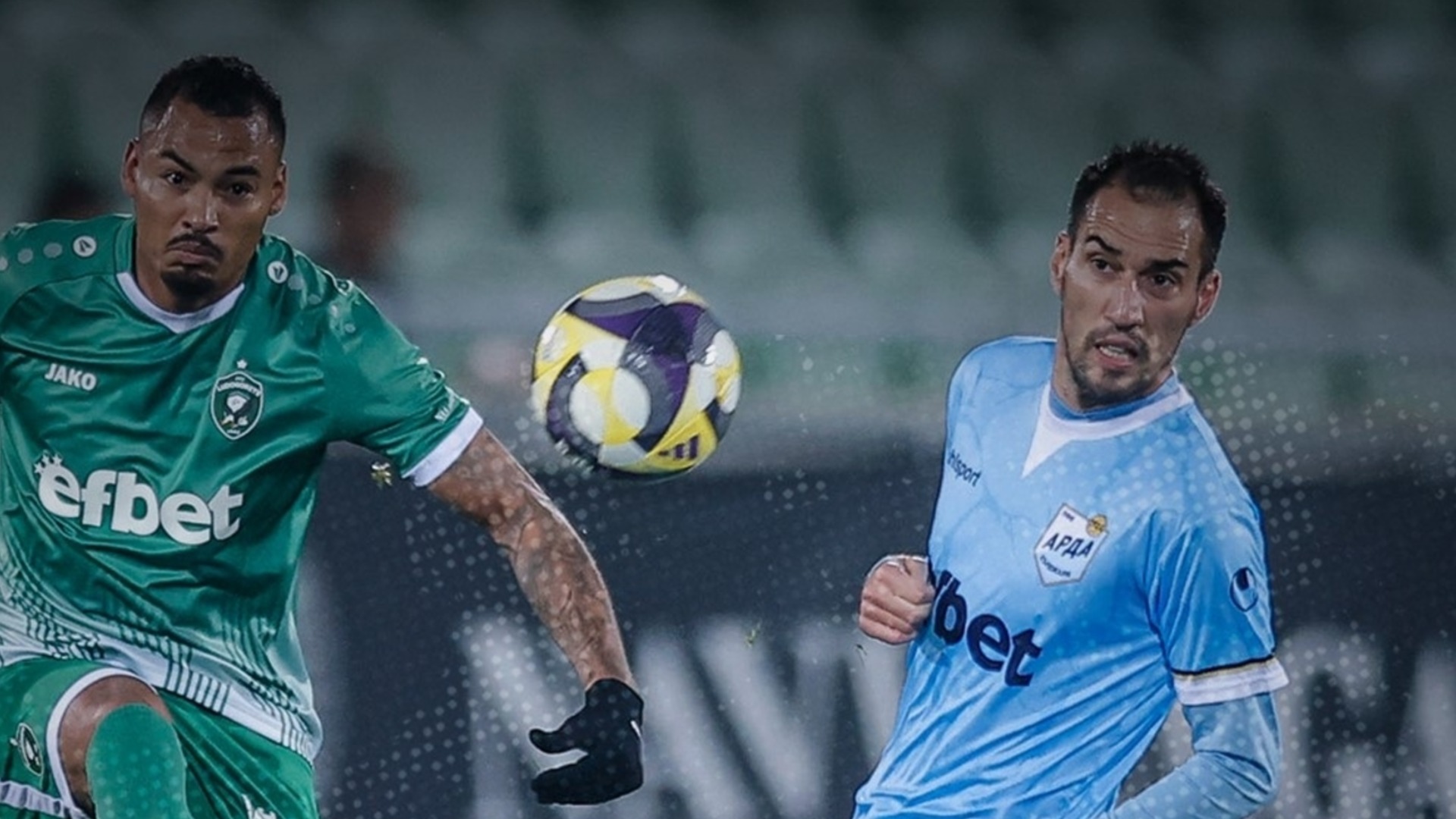 Разгром над "Лудогорец" от "Арда" в зрелищен мач разкрива сериозни проблеми в шампионския отбор.
