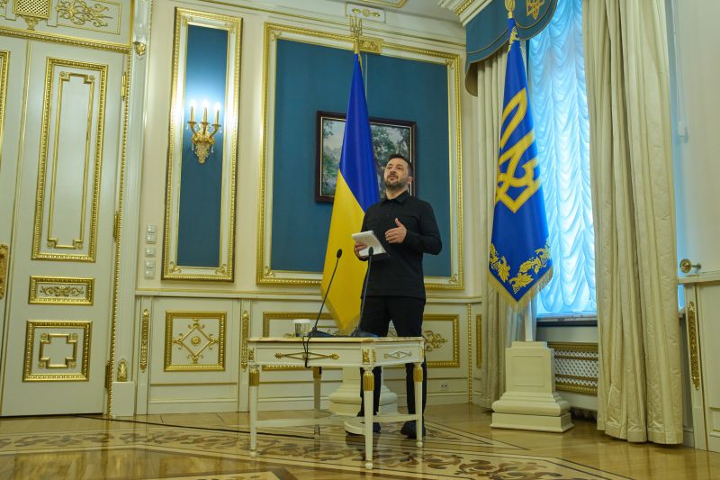 Рокади в ръководството на ключови енергийни дружества анонсира Зеленски.
