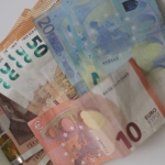 Ръст на осигуровките с над 10% от юли, минималната пенсия достига 346 евро, а максималната - 1738 евро.