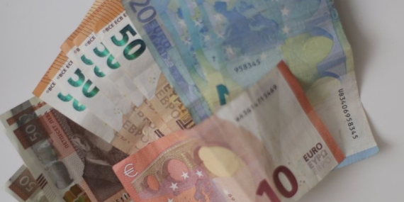 Ръст на осигуровките с над 10% от юли, минималната пенсия достига 346 евро, а максималната - 1738 евро.