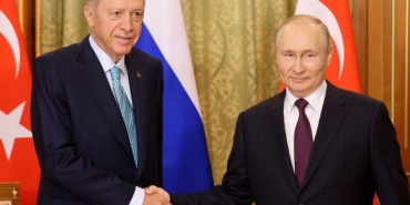 Телефонен разговор между Путин и Ердоган засегна мирните усилия за Украйна.