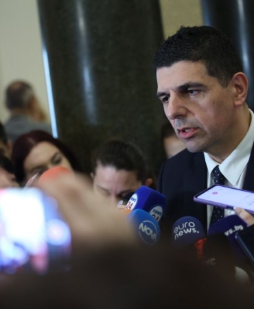 Теменужка Петкова смущаващо незапозната с разликата между система и софтуер.