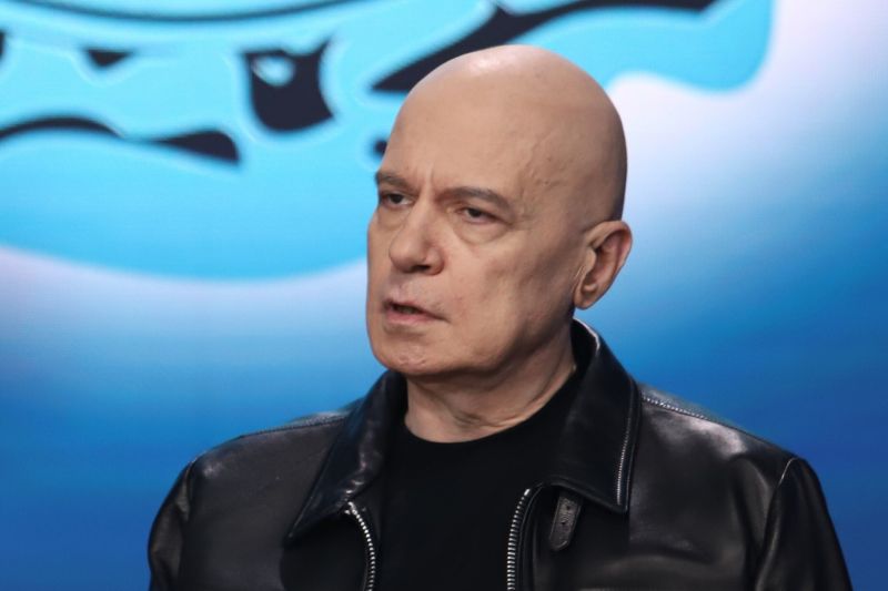 Трифонов критикува оправдаването на Бориславова.
