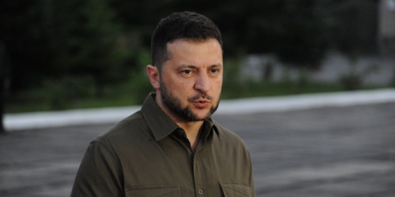 Украйна търси дипломатическо решение за конфликта с Русия.