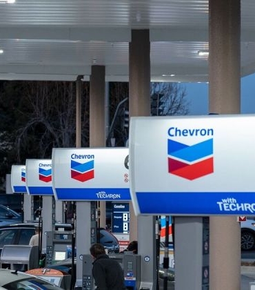 ''Шеврон'' обмисля придобиване на активи на ''Лукойл''