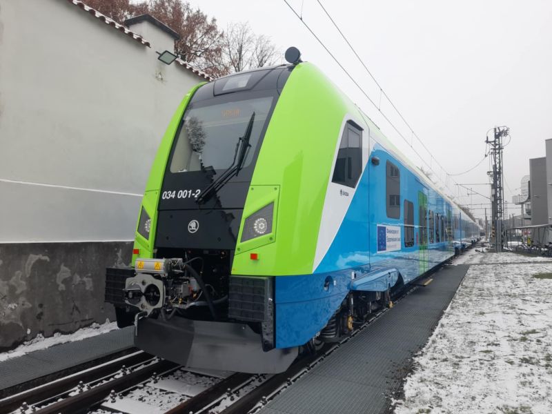 Шкода обмисля стъпване на българския пазар с производствена база.
