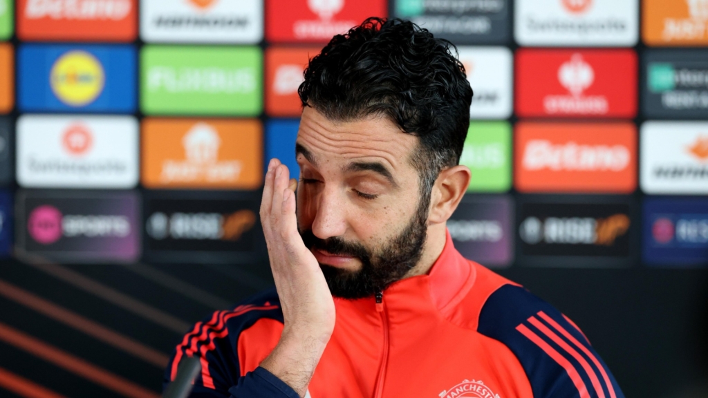 Аморим преценява възможностите на Манчестър Юнайтед за участие в Шампионската лига
