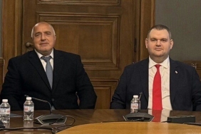 ГЕРБ и ДПС се обединяват за закриване на комисията ''Сорос'', ход разбиран като тест за бъдеща коалиция.