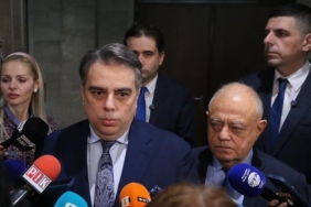 ПП-ДБ коментира протестните демонстрации директно в Trus-bg.com.