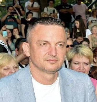 Портних твърди за режисиран натиск срещу него.
