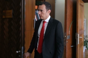 София: Кметът Терзиев критикува работата на МВР след протестите, посочва пропуск в идентифицирането на провокатори.