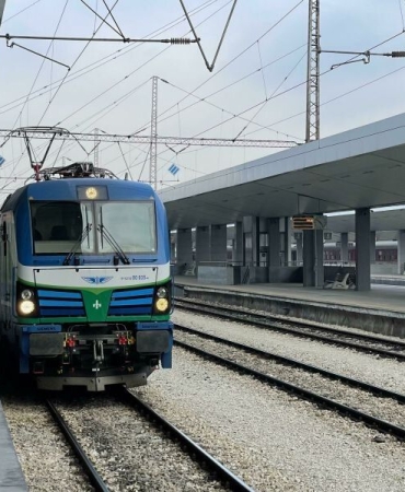 : БДЖ осигурява допълнителен транспорт за фестивала "Сурва" в Перник